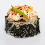 Опаленный ролл с креветкой